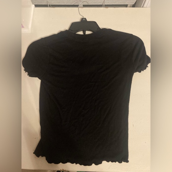 Forever 21 black cropped daisy top - Picture 3 of 3